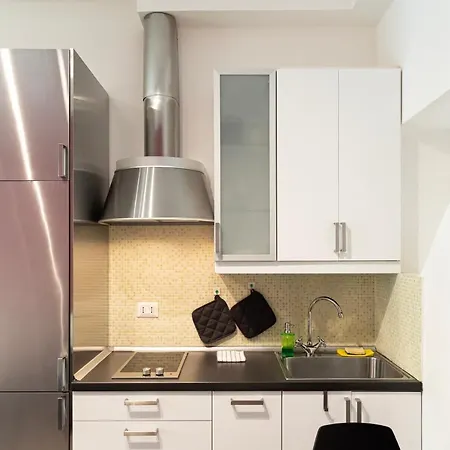 Apartment Accogliente Monolocale In Porta Romana Milan